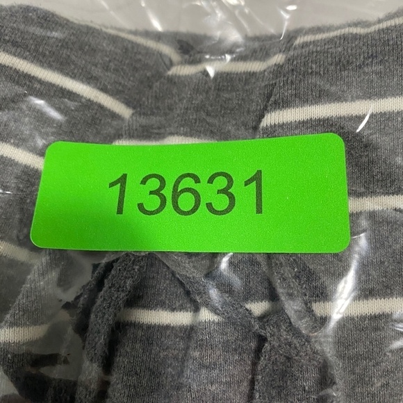 Motherhood Maternity Long Sleeve Gray Striped Hoodie Size Small - Picture 10 of 10